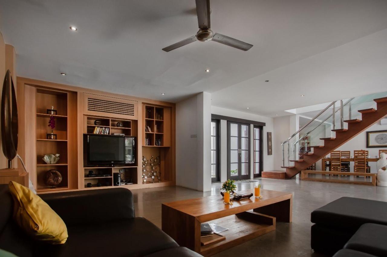 Alamanda Apartemen *